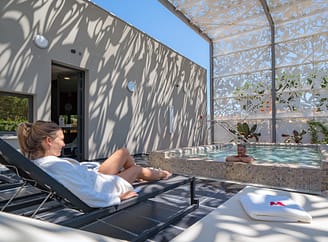 Camping Le Brasilia, Papillon Spa, bad voor hydromassage, stel