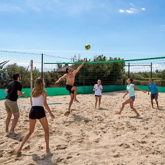Camping Le Brasilia, activités, beach volley