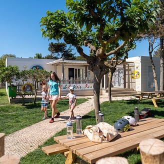 Le Brasilia campsite, team