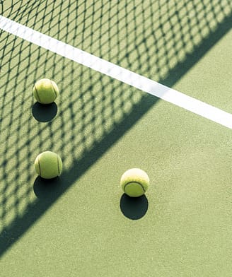 Camping la Sir&egrave;ne - Activit&eacute;s et animations - court de tennis