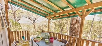 Camping les Tournels : Cottage Moréa - Terrasse