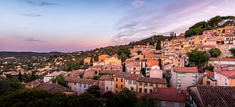Camping les Tournels : Les joyaux de la Côte - Bormes les mimosas au coucher du soleil