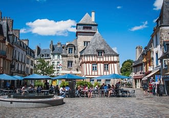 Les Terrasses de Kersiny - Visite de Quimper - Place Terre-au-Duc