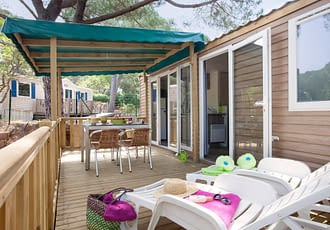 Camping les Tournels : Cottage Provence - Terrasse