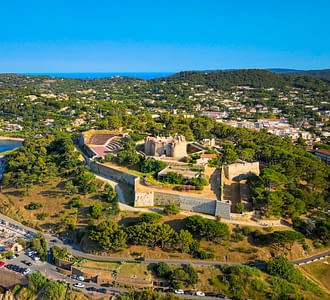 Camping Les Tournels: Glamour in Saint-Tropez - Citadel van Saint-Tropez
