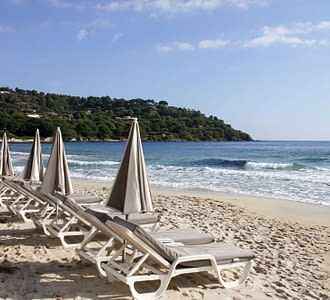 Campingplatz Les Tournels: Ein Hauch von Glamour in Saint-Tropez - Strand von Saint Tropez