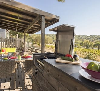 Campeggio Les Tournels: Cottage 6 persone L'Oustaloun - Terrazza