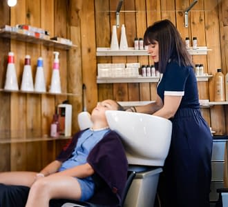 Camping les Tournels : Services - Coiffeuse