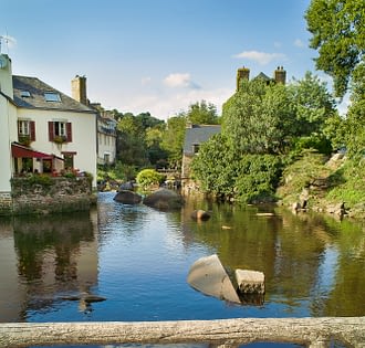 Les Terrasses de Kersiny - La cité des peintres de Pont-Aven - Vue de l'Aven depuis un pont