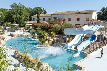 Camping Arc en Ciel - Espace aquatique - Piscine et toboggan aquatique