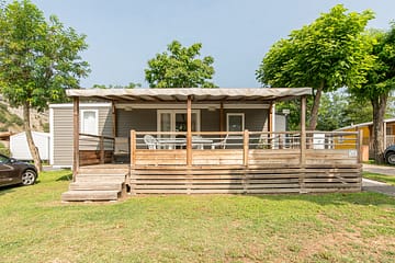 La Plage Fleurie campsite - Holiday rentals - Gili Cottage - 4 persons - 2 bedrooms - Persons with reduced mobility - Outdoors