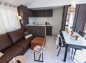 Camping la Sir&egrave;ne - H&eacute;bergements - Sir&egrave;ne 3 Confort- 6 personnes - 3 chambres - S&eacute;jour