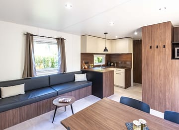 Camping la Sir&egrave;ne - H&eacute;bergements - Lodge 3 - 6 personnes - 3 chambres &ndash; Salon