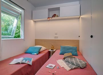 Camping la Sir&egrave;ne - H&eacute;bergements - Cottage 3 - 6 personnes - 3 chambres - Chambre enfants