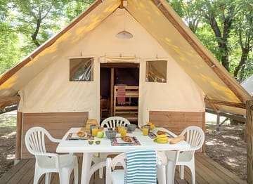 Camping Arc en Ciel - Verhuur - Lodge Nature - Terras