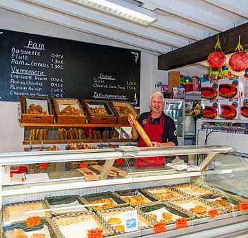 Camping La Sir&egrave;ne - Servicios - Tienda de alimentaci&oacute;n y panader&iacute;a