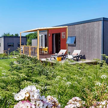 Camping Les Mouettes - Hébergements - Cottage Natura Premium,  5 personnes, 2 chambres, 2 salles de bain - extérieur