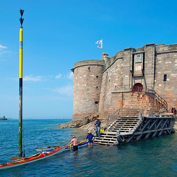 Les Mouettes - Het onzinkbare Ch&acirc;teau du Taureau - Kajak