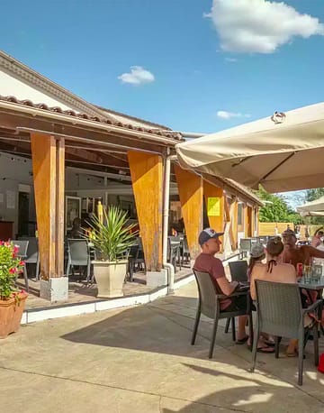 Camping Arc en Ciel - Bar and restaurant - Restaurant terrace