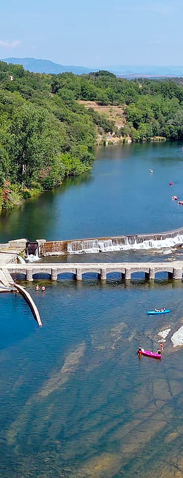 Camping Arc en Ciel - Activities - Canoeing and kayaking on the Ardèche - Aerial view