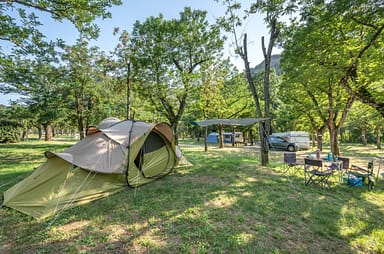 Camping Arc en Ciel - Emplacement pour les tentes