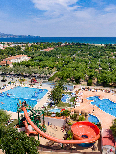Amfora campsite - The campsite - The water park, pitches and sea