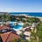 Camping Le Bois de Valmarie - Vue aérienne de l\'espace aquatique, de la page et de la mer méditerranée 