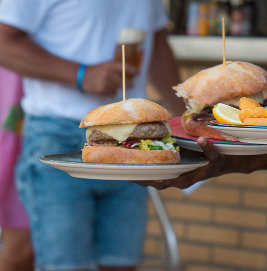 Campingplatz Amfora - Bars und Restaurants - Imbissservice im Restaurant des Campingplatzes