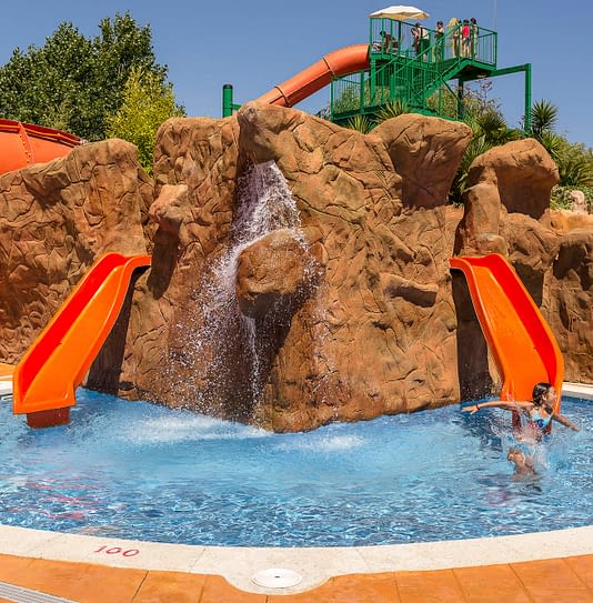 Amfora campsite - The swimming pool complex - Slides and