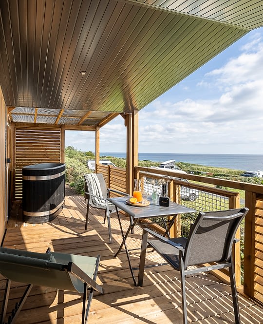 Les Terrasses de Kersiny - Camping vue mer Bretagne - Location tout confort avec vue mer