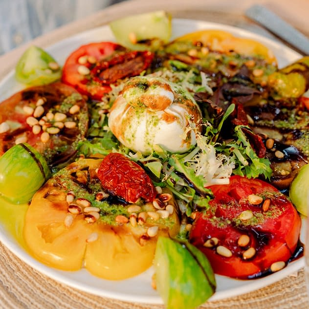 Camping les Tournels : Plat préparé dans le restaurant 
